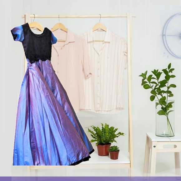 Dual shaded full dress 👗 - Picture 2 of 5